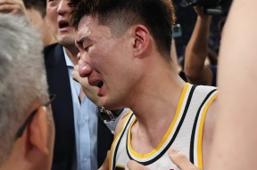 米乐官方娱乐平台包含清晨奥兰多魔术备战CBA季后赛，伤情更新细节曝光，目标明确，团队化学反应显著的词条