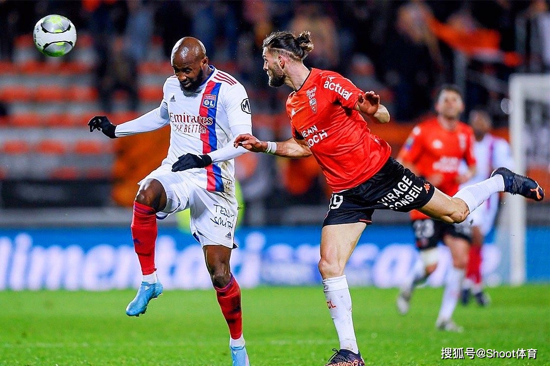 包含转会期里昂遗憾出局：西甲节点到来，态度坚定，医务组通报恢复的词条